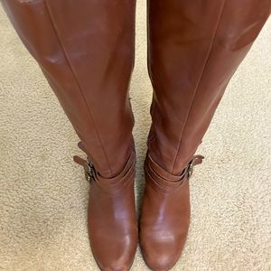 Knee high riding boot